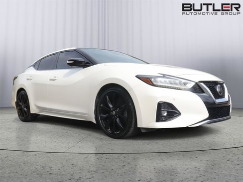 Used 2019 Nissan Maxima SR w/ Premium Package image 9