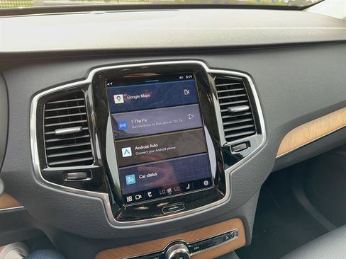 Certified 2025 Volvo XC90 B6 Plus image 41