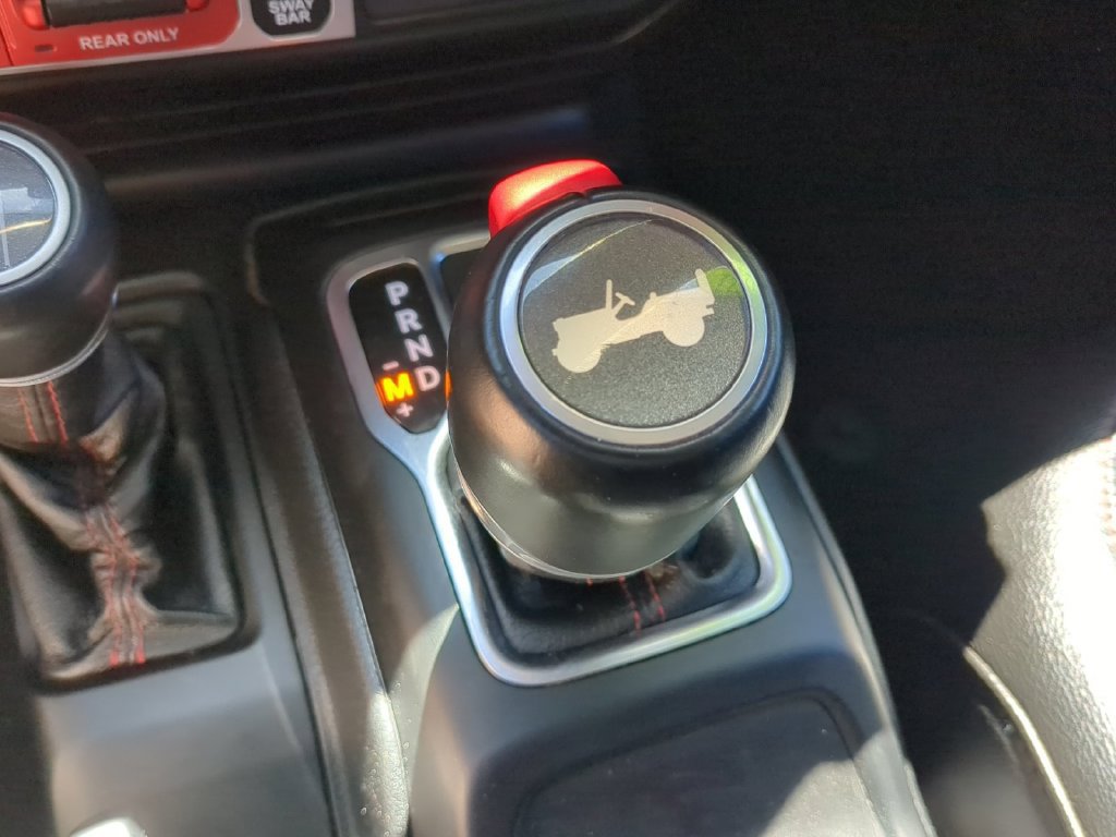 Used 2021 Jeep Wrangler Unlimited Rubicon w/ Uconnect 4C Nav & Sound Group AWD/4WD image 30