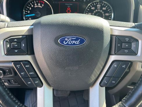 Used 2019 Ford F150 Lariat image 19