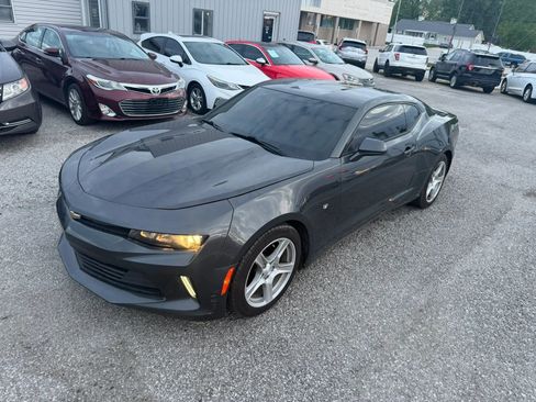 Used 2016 Chevrolet Camaro LT RWD image 2