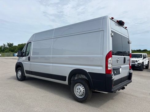 New 2026 RAM ProMaster 2500 w/ Cold Weather Group FWD image 10
