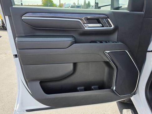 Used 2024 Chevrolet Silverado 3500 LTZ AWD/4WD image 15