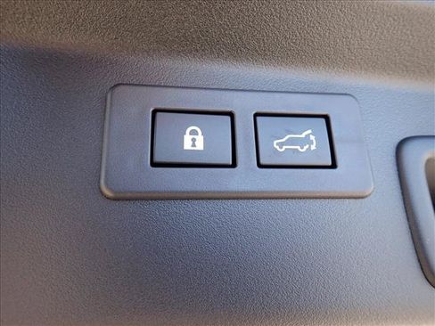Certified 2026 Subaru Outback Limited AWD/4WD image 9