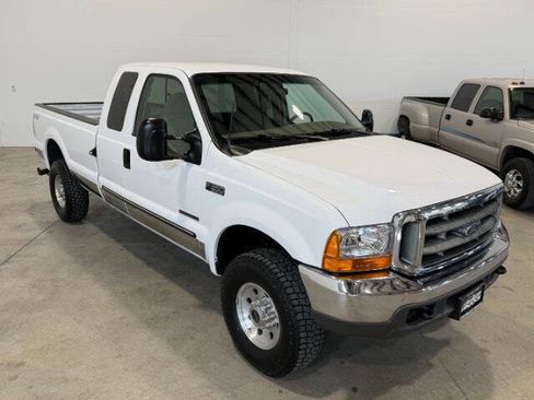 Used 2000 Ford F350 XLT image 6