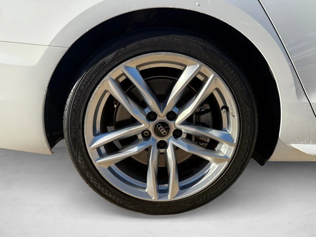 Used 2022 Audi A4 2.0T Premium Plus AWD/4WD image 26