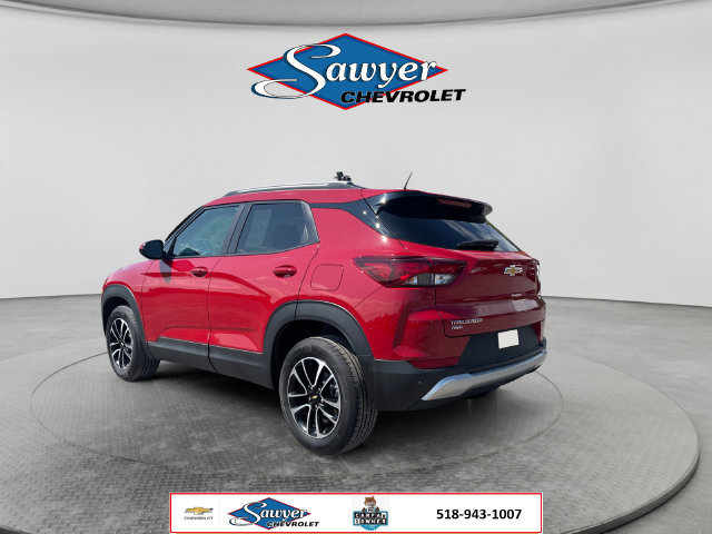 Used 2026 Chevrolet TrailBlazer LT AWD/4WD image 3