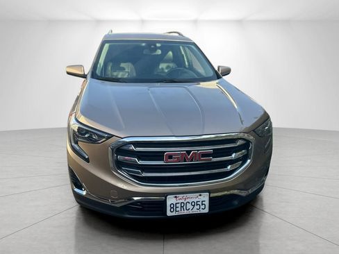 Used 2018 GMC Terrain SLT w/ Preferred Package image 2