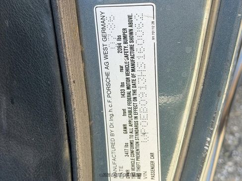 Used 1987 Porsche 911 Carrera RWD image 88