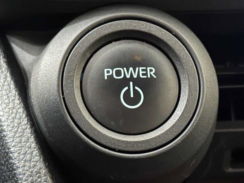 Used 2024 Toyota Prius Prime FWD image 19