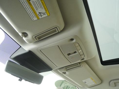 Used 2021 Nissan Armada Platinum w/ Captain's Chairs Package RWD image 22
