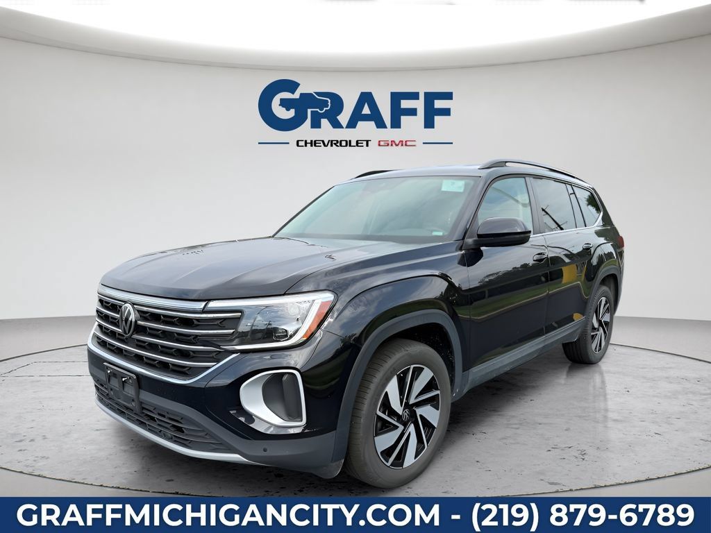 Used 2026 Volkswagen Atlas SE AWD/4WD image 1