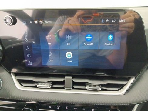 New 2026 Chevrolet Equinox LT AWD/4WD image 13