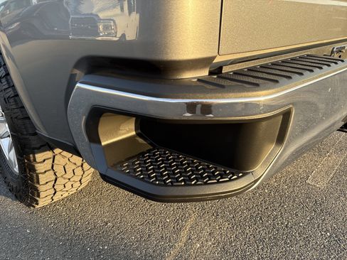 Used 2019 Chevrolet Silverado 1500 LT w/ All-Star Edition image 17