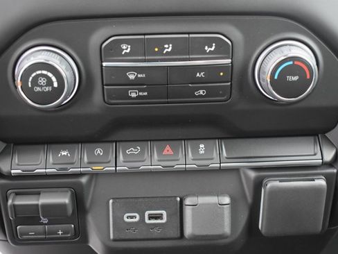 New 2026 Chevrolet Silverado 1500 Custom AWD/4WD image 27
