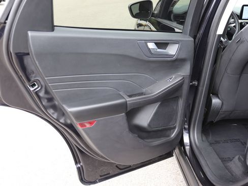 Used 2021 Ford Escape SE FWD image 13