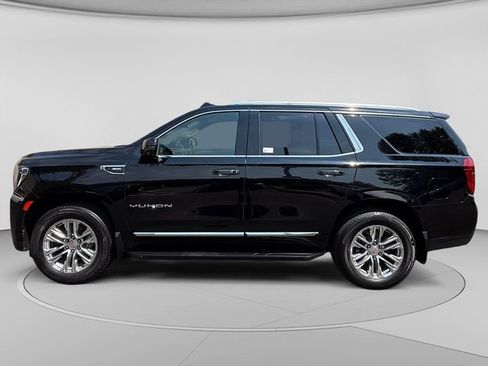 Used 2022 GMC Yukon SLT w/ SLT Luxury Plus Package AWD/4WD image 2