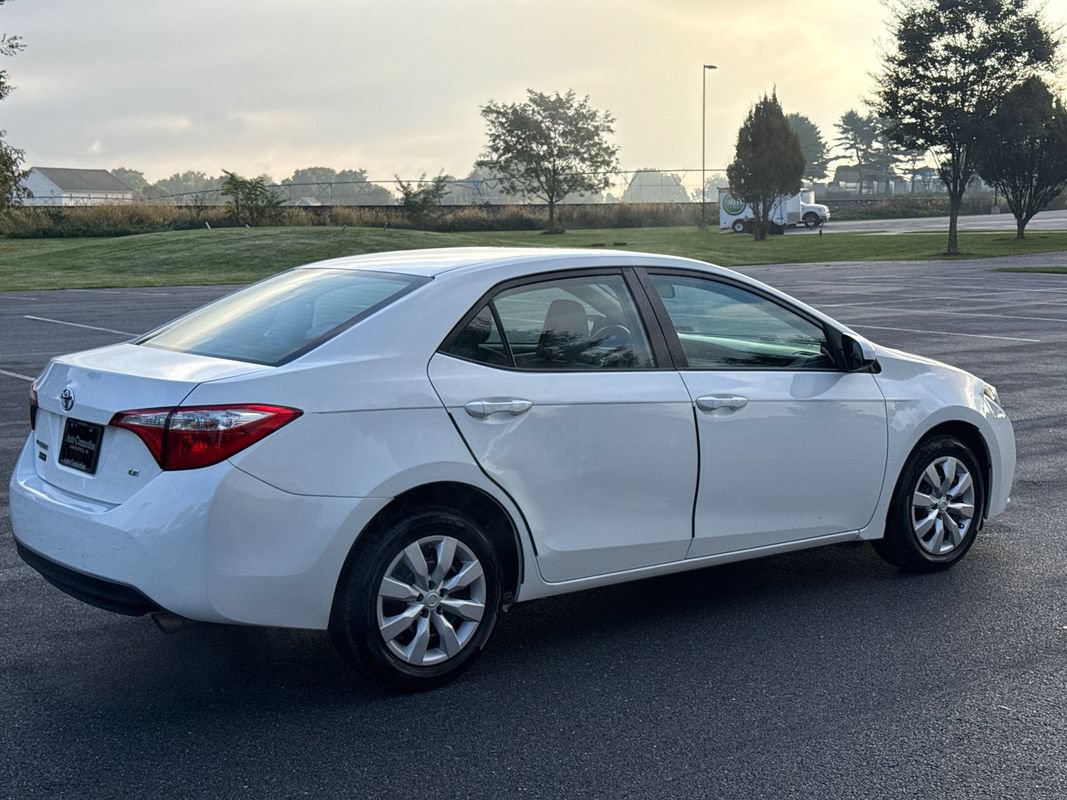 Used 2016 Toyota Corolla LE FWD image 7