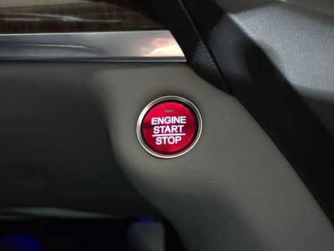 Used 2017 Acura MDX SH-AWD image 17