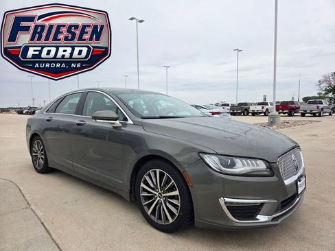 Used 2017 Lincoln MKZ Select AWD/4WD image 3