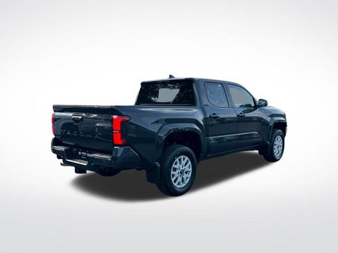 New 2025 Toyota Tacoma SR5 image 5