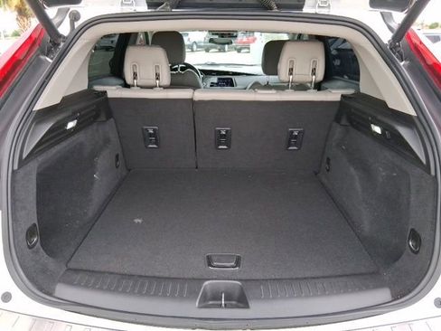 Used 2021 Cadillac XT4 Luxury w/ Driver Awareness Package image 6