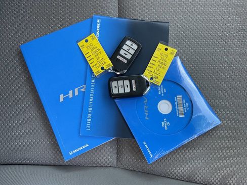 Used 2016 Honda HR-V EX image 41