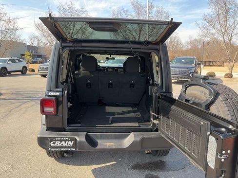 Used 2020 Jeep Wrangler Unlimited Sport S AWD/4WD image 6