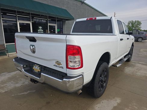 Used 2022 RAM 3500 Tradesman w/ Chrome Appearance Group AWD/4WD image 8