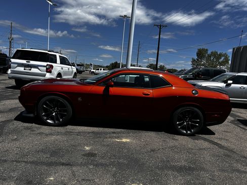 Used 2021 Dodge Challenger R/T Scat Pack w/ Driver Convenience Group RWD image 2