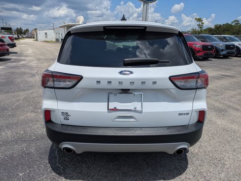 Certified 2022 Ford Escape SE AWD/4WD image 5