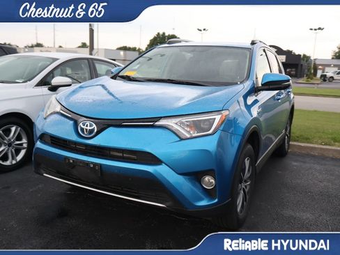 Used 2016 Toyota RAV4 XLE AWD/4WD image 9