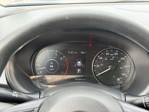 Used 2024 Nissan Kicks SV FWD image 11