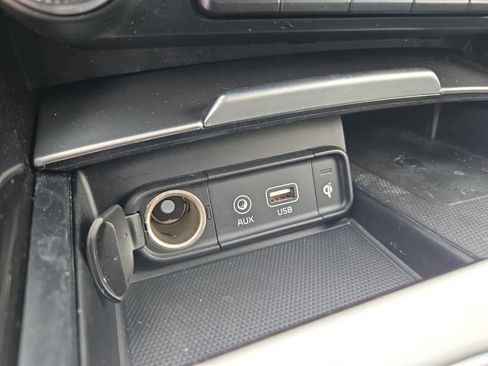 Used 2019 Kia Stinger GT1 image 31