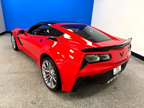 Used 2016 Chevrolet Corvette Z06 w/ 3LZ Preferred Equipment Group image 27