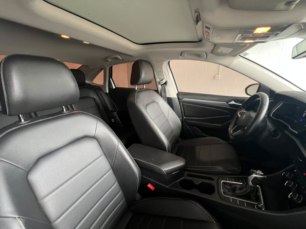 Used 2023 Volkswagen Jetta SE FWD image 21