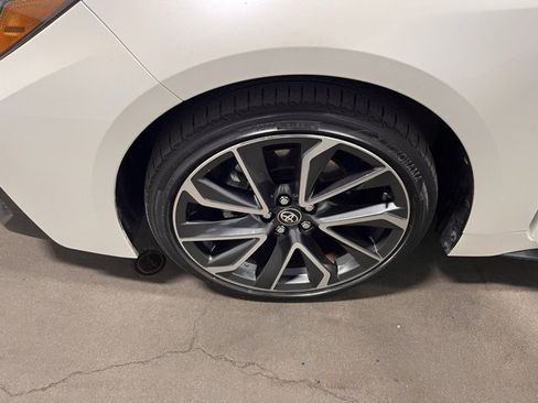 Used 2020 Toyota Corolla SE image 29