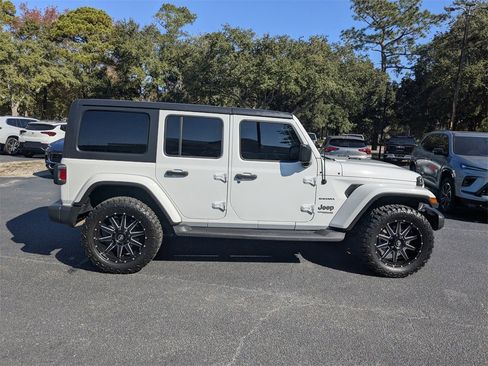 Used 2020 Jeep Wrangler Unlimited Sahara w/ Cold Weather Group image 3