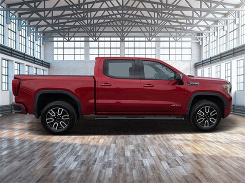 Used 2021 GMC Sierra 1500 AT4 w/ AT4 Value Package image 3