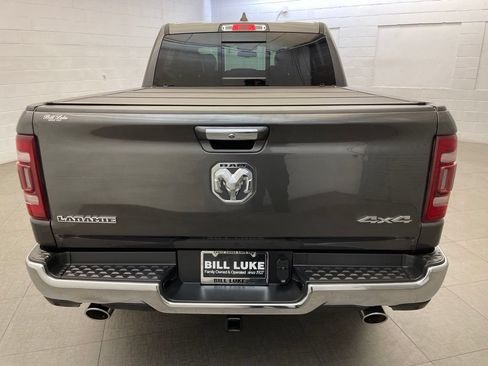 Used 2019 RAM 1500 Laramie AWD/4WD image 15