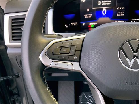 Used 2023 Volkswagen Atlas SE image 22