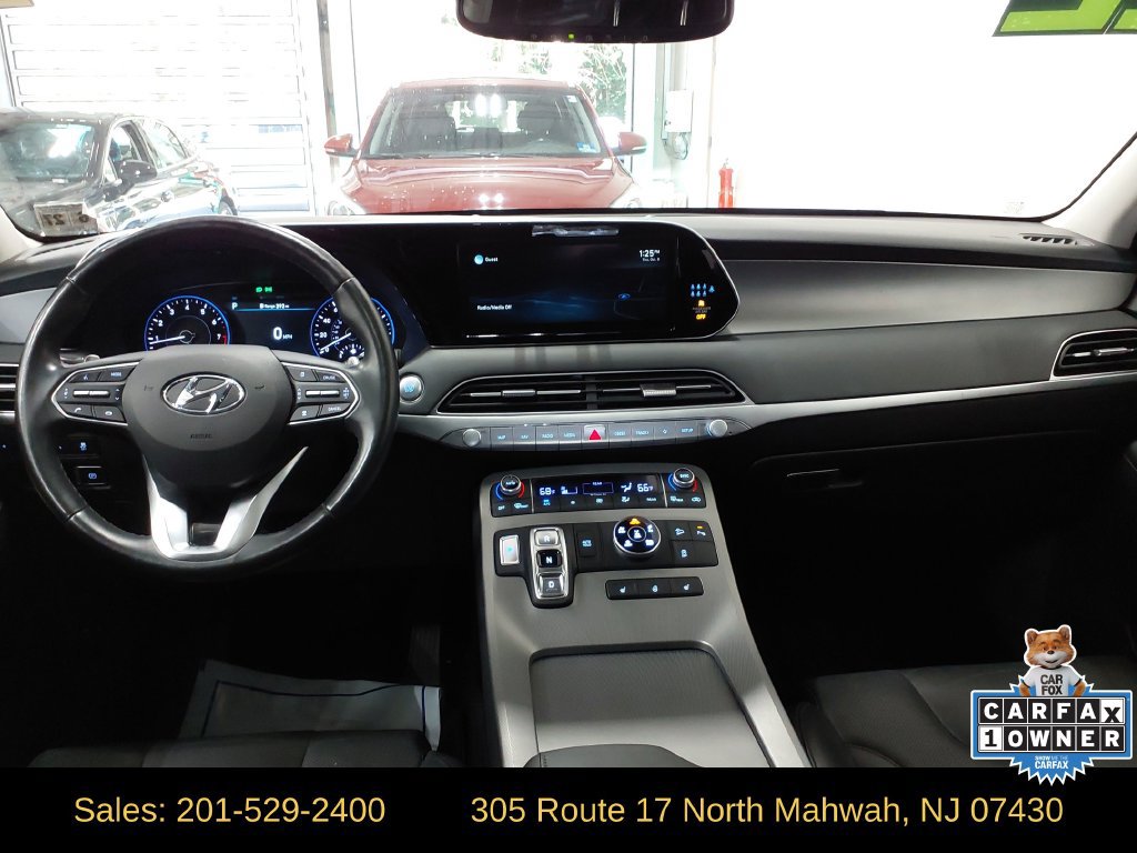 Used 2022 Hyundai Palisade SEL w/ 8P Bench Seat Package AWD/4WD image 13