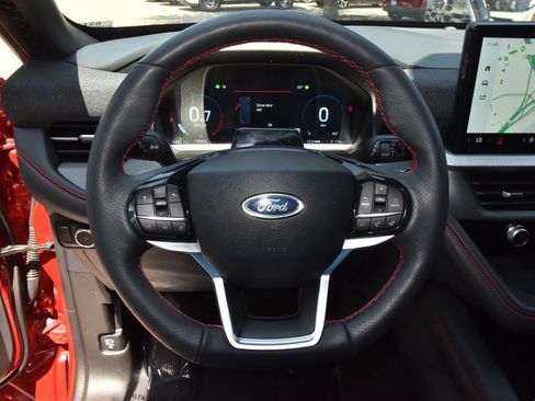 Certified 2025 Ford Explorer ST-Line RWD image 23