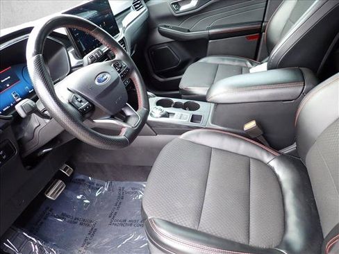 Used 2023 Ford Escape ST-Line Select w/ Tech Pack #2 AWD/4WD image 12