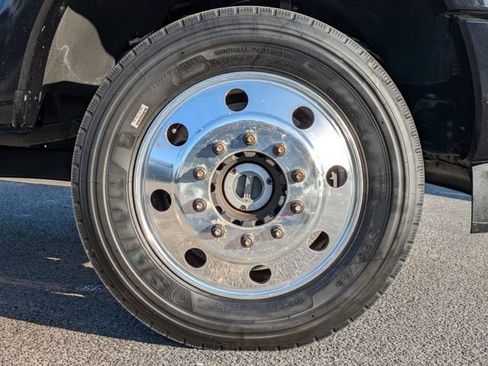 Used 2019 Ford F450 Platinum w/ Platinum Ultimate Package AWD/4WD image 12
