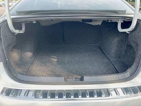 Used 2021 Volkswagen Jetta SE FWD image 17