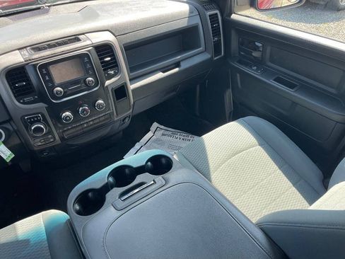 Used 2018 RAM 1500 Express w/ Express Value Package AWD/4WD image 15