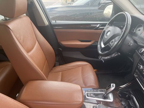 Used 2017 BMW X3 xDrive28i image 9