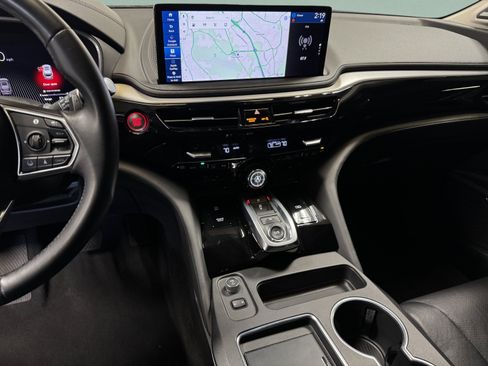 Certified 2025 Acura MDX SH-AWD w/ Technology Package image 24