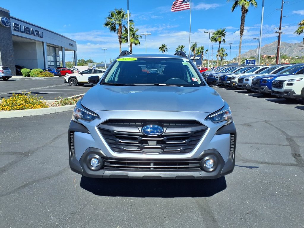 Used 2025 Subaru Outback Premium AWD/4WD image 7